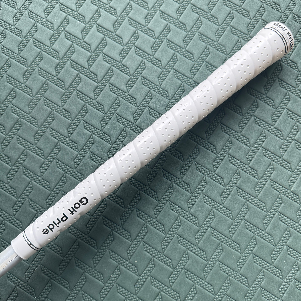 Graphite Design IZ-5 Stiff 42” Shaft