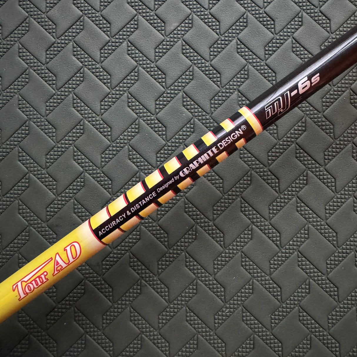 Taylor Made R15 3W - Graphite Design TOUR AD MJ-6s Stiff Shaft